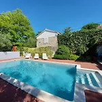 Appartamento 4-bedrooms With Private Pool ! Privlaka (Zadar)