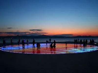 4-bedrooms With Private Pool ! Apartmán Privlaka (Zadar)